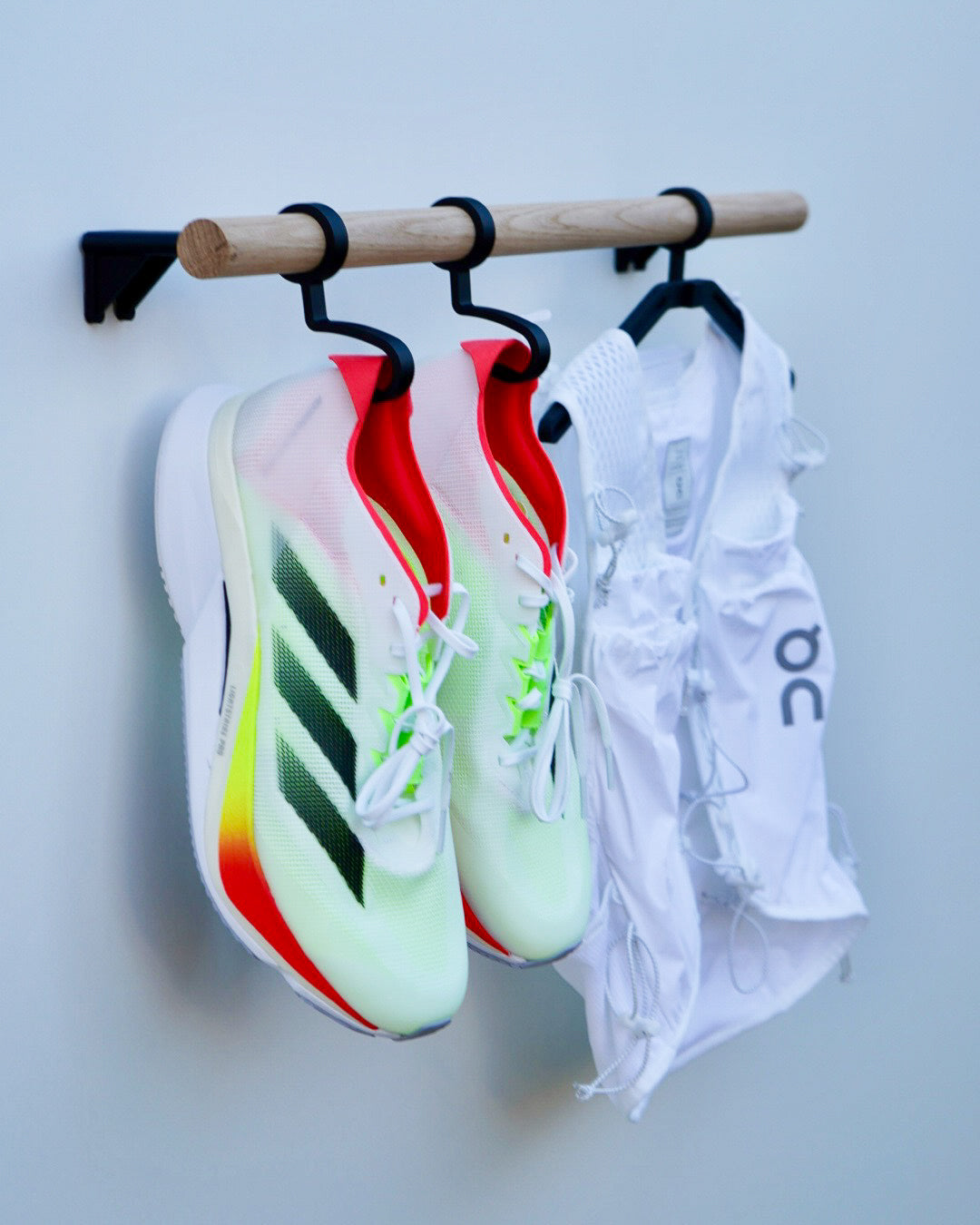 Row - Shoes | Vest